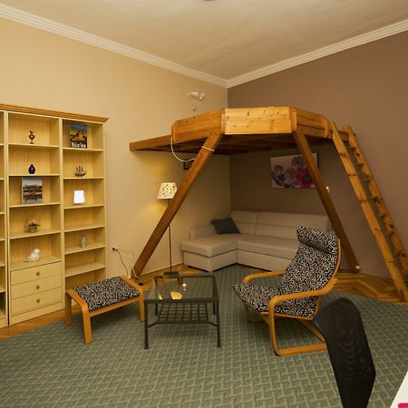 Bpm-Comfortable Home Stay Boedapest Buitenkant foto